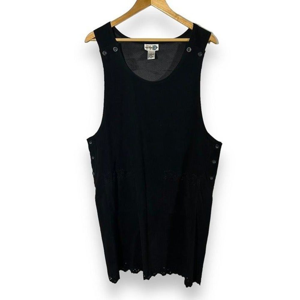 Black Sleeveless Mini Dress